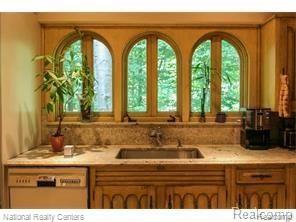 32671 Valley Ridge Drive Beverly Hills, MI 48025 - Photo 34 of 57
