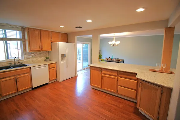 $599,000 | 2255 La Grama Drive, Rancho Cordova, CA 95670