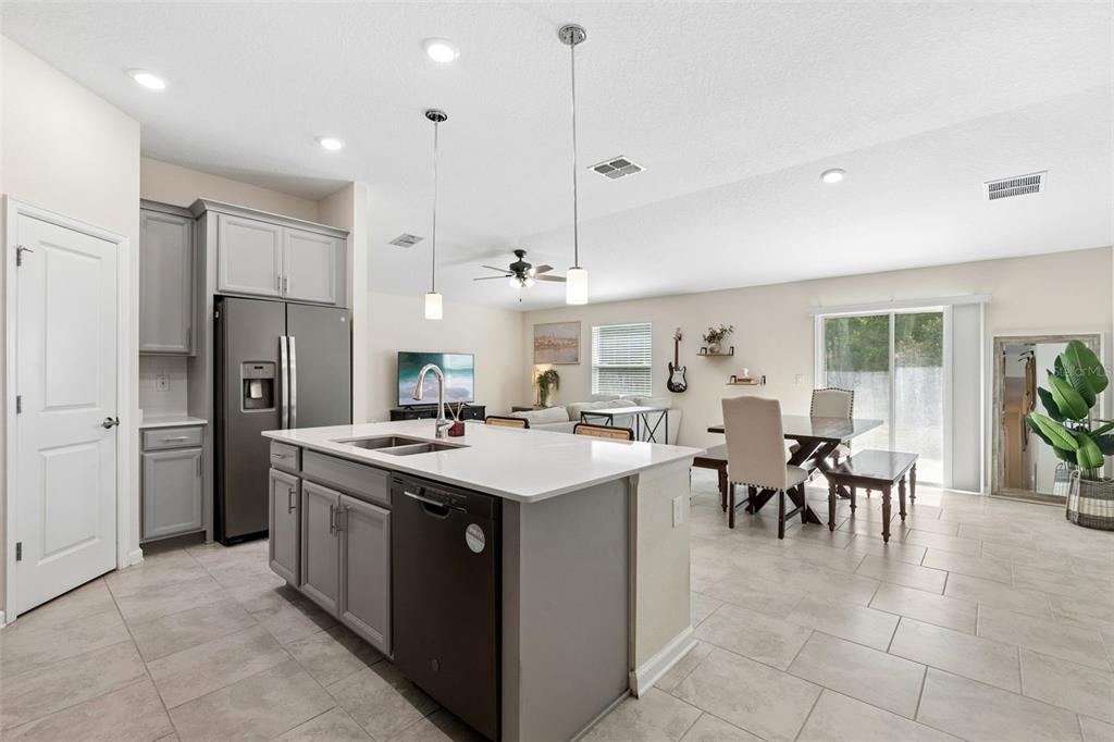 4810 Magnetite Loop Mount Mount Dora, FL 32757 - Photo 5 of 67