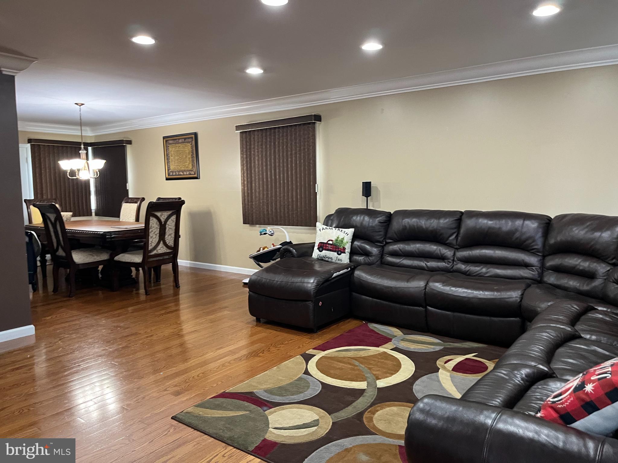 1006 Susan Road Philadelphia, PA 19115 - Photo 6 of 37 a living room with furniture and wooden floor