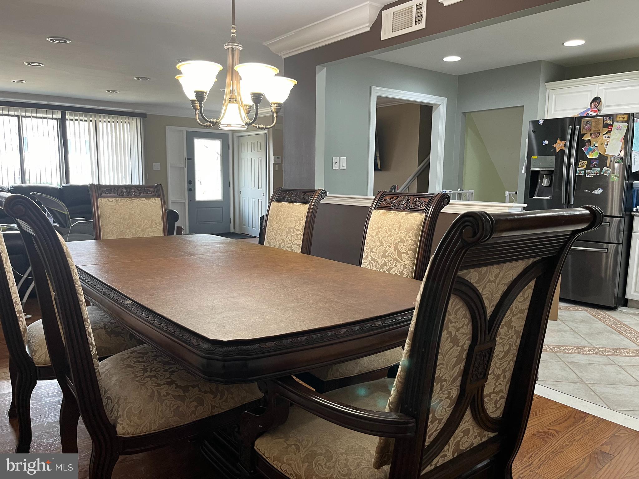 1006 Susan Road Philadelphia, PA 19115 - Photo 10 of 37 a view of a dining room with furniture and window