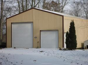 1085 Middle Leesville Road Bedford, IN 47421 - Photo 2 of 17 Gallery Image 2