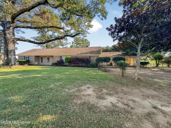 $1,800 | 3018 Wardlaw Road, McComb, MS 39648