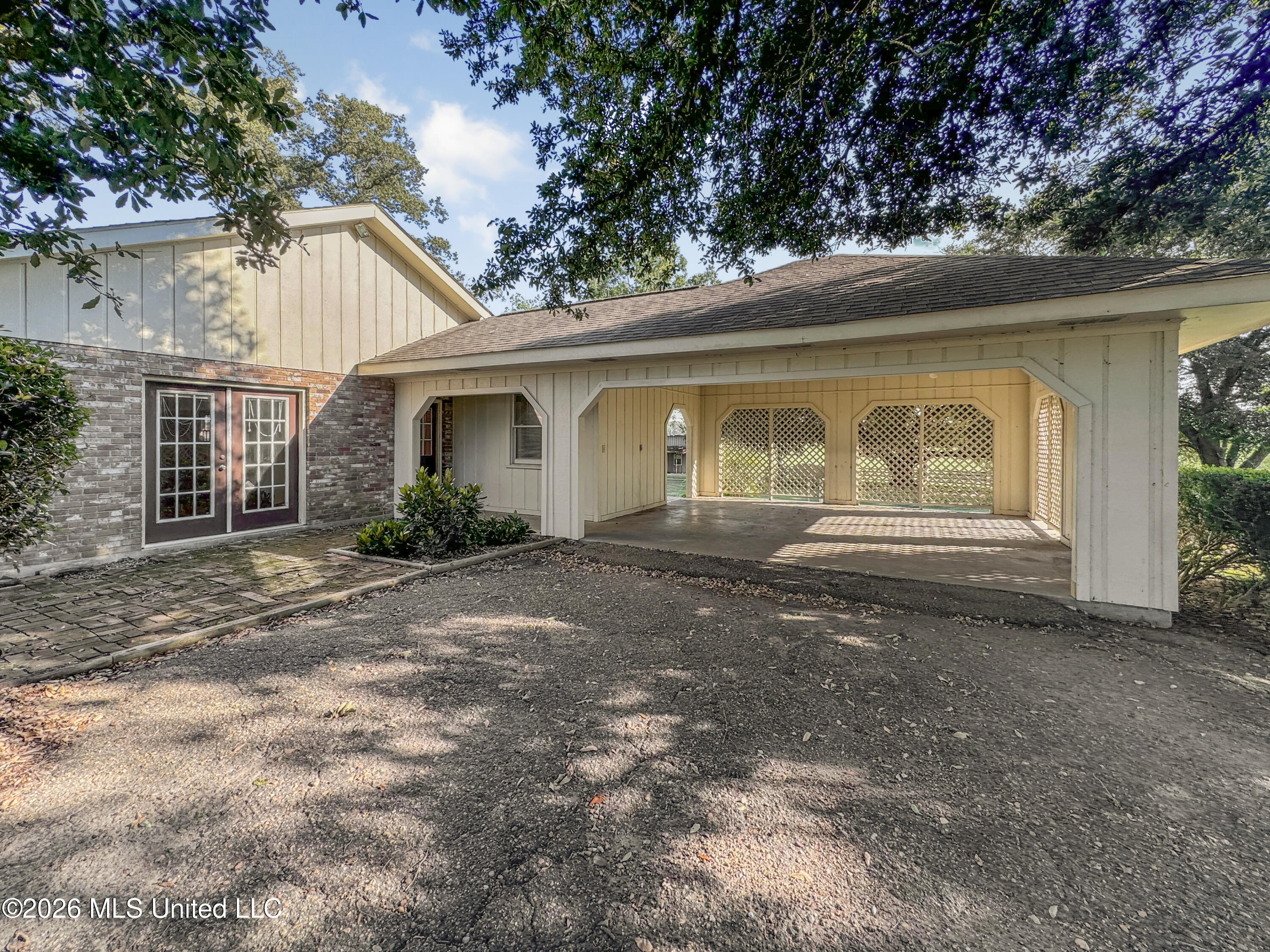 3018 Wardlaw Road McComb, MS 39648 - Photo 2 of 21 IMG_5830