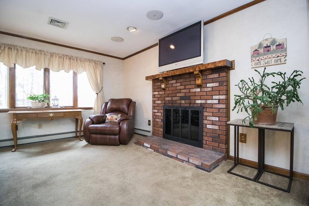 853 R Pleasant Street Raynham, MA 02767 - Photo 6 of 28 Gallery Image 6
