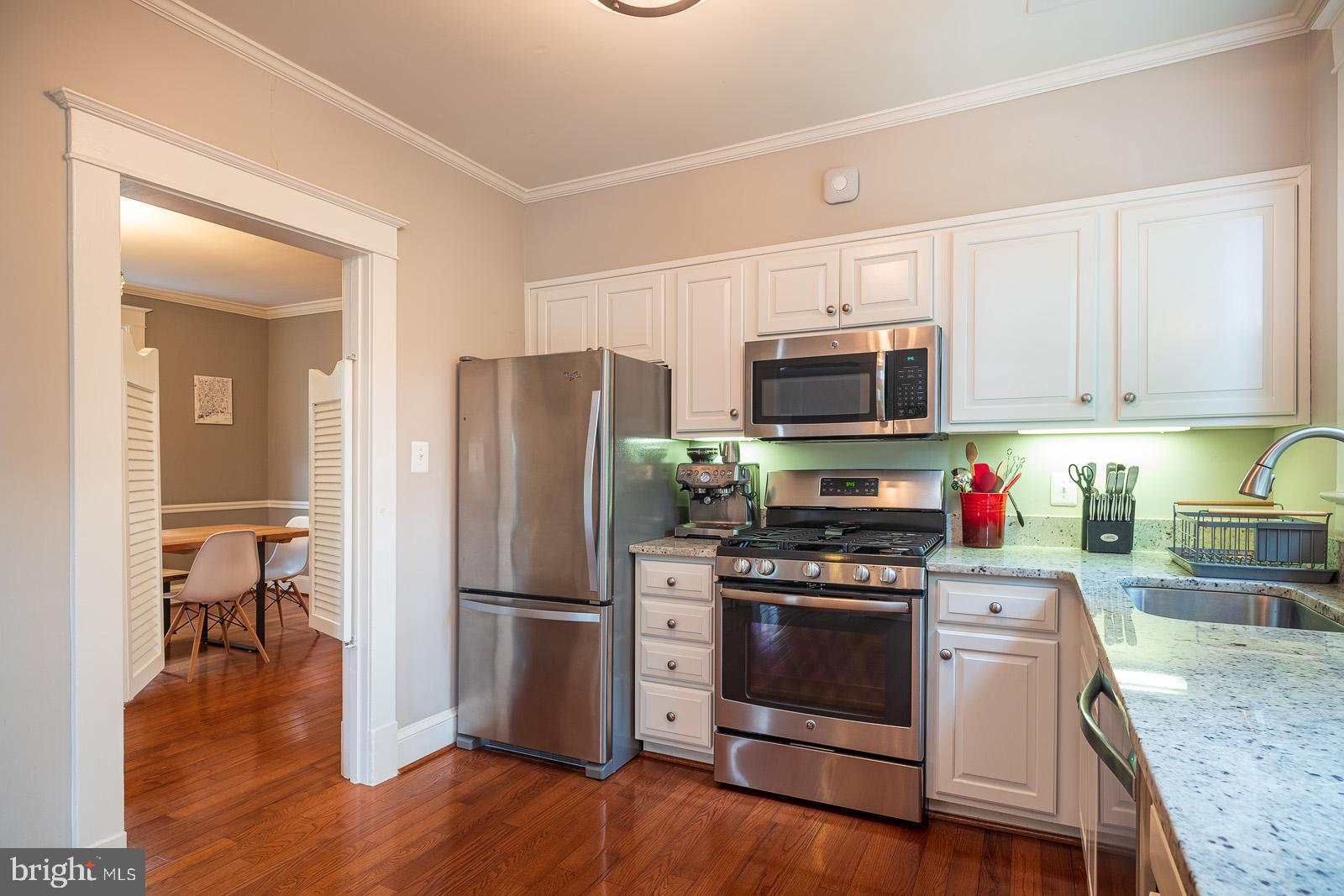 2531 Key Boulevard Arlington, VA 22201 - Photo 9 of 34 Renovated Kitchen