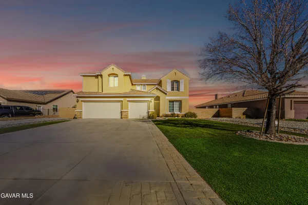 $1,198,999 | 3625 Paddock Way, Quartz Hill, CA 93536