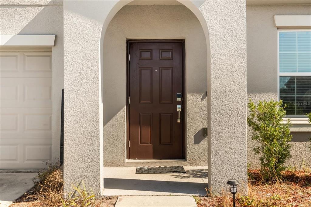 542 Patton Loop Bartow, FL 33830 - Photo 2 of 40