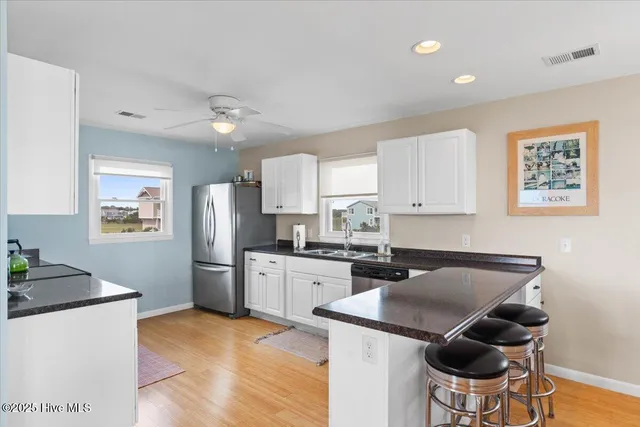 $1,599,000 | 877 Ocean Boulevard West, Holden Beach, NC 28462