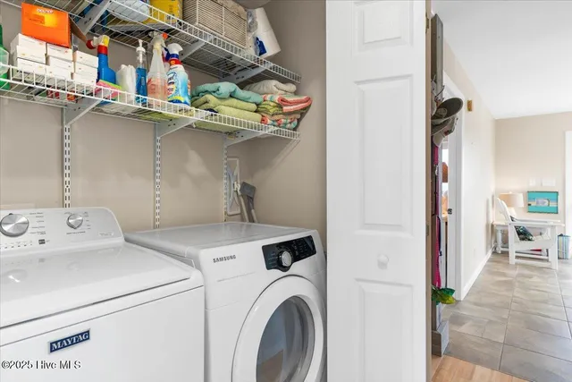 $1,599,000 | 877 Ocean Boulevard West, Holden Beach, NC 28462