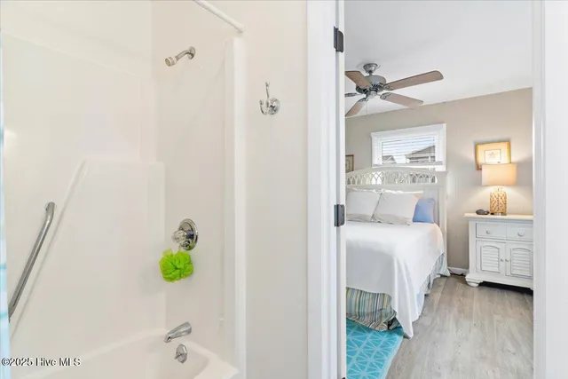 $1,599,000 | 877 Ocean Boulevard West, Holden Beach, NC 28462