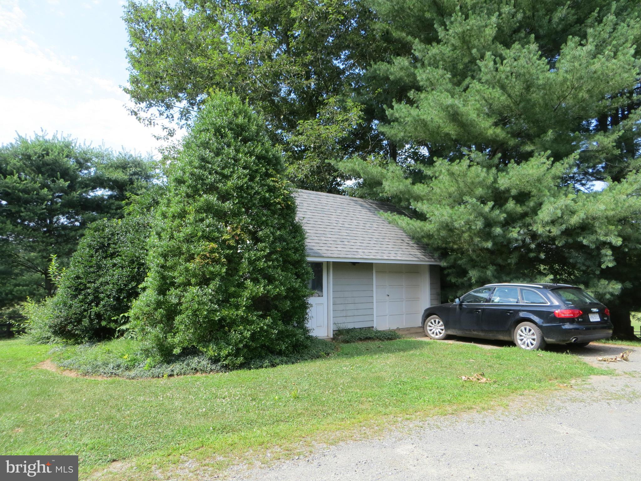 23462 Potts Mill Road Middleburg, VA 20117 - Photo 15 of 20 View