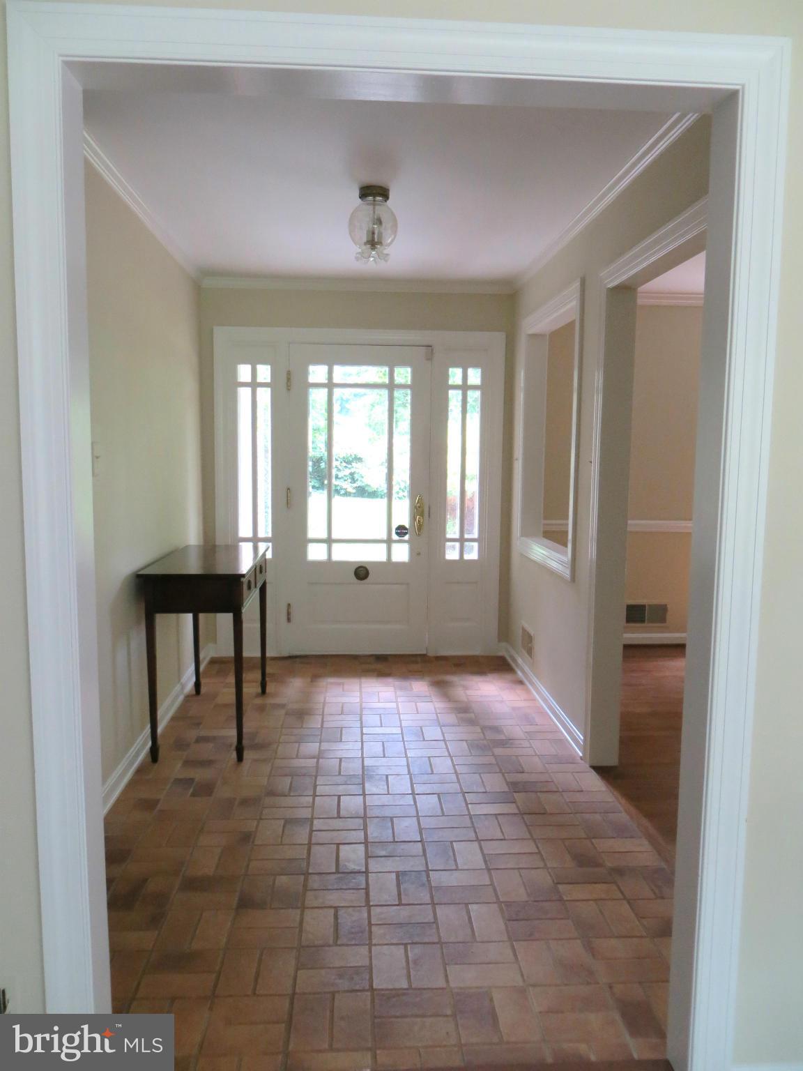 23462 Potts Mill Road Middleburg, VA 20117 - Photo 7 of 20 Interior (General)