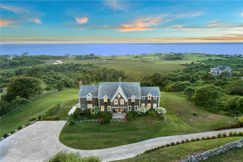 $6,950,000 | 1596 West Side Road, Block Island, RI 02807