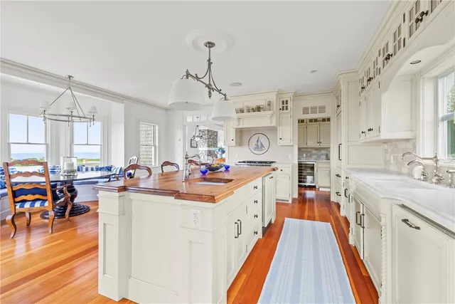 $6,950,000 | 1596 West Side Road, Block Island, RI 02807