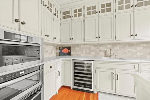 $6,950,000 | 1596 West Side Road, Block Island, RI 02807