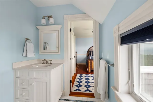 $6,950,000 | 1596 West Side Road, Block Island, RI 02807