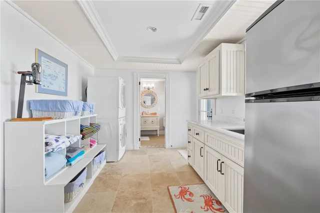 $6,950,000 | 1596 West Side Road, Block Island, RI 02807