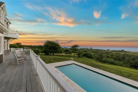 $6,950,000 | 1596 West Side Road, Block Island, RI 02807