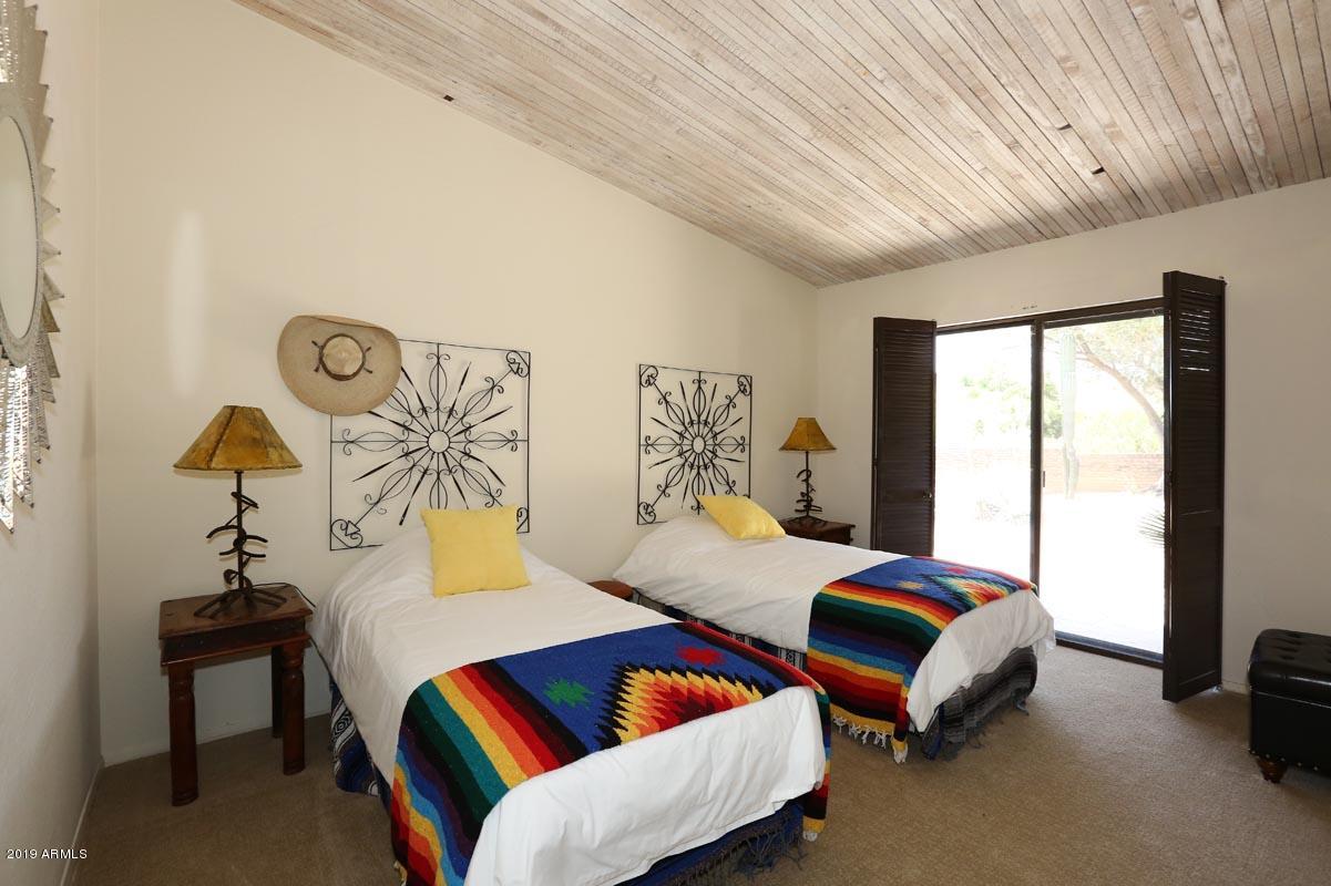7321 East Long Rifle Road Carefree, AZ 85377 - Photo 24 of 48 3rd Bedroom