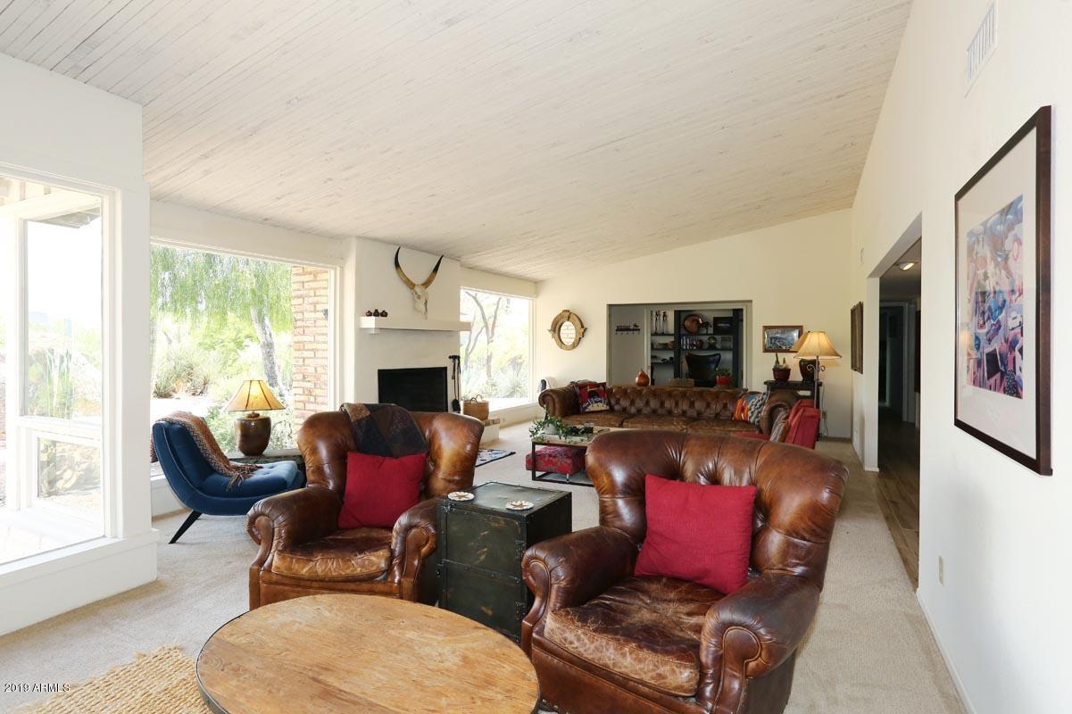 7321 East Long Rifle Road Carefree, AZ 85377 - Photo 9 of 48 Dining-Living Room
