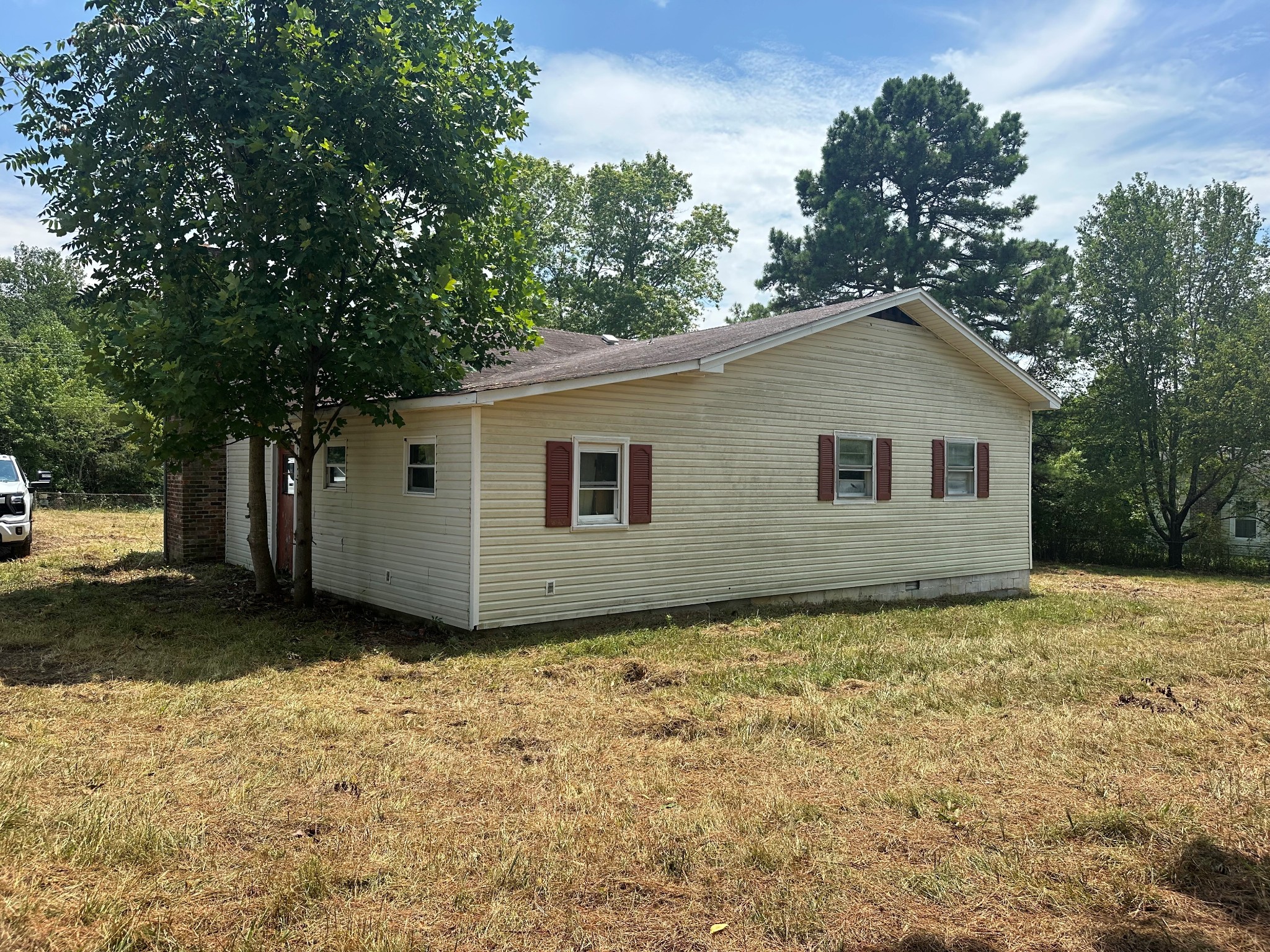 940 Fall River Road Goodspring, TN 38460 - Photo 2 of 7 Side of house