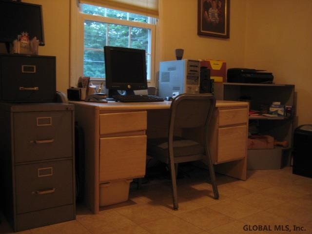 1016 Roberta Road Rotterdam, NY 12303 - Photo 13 of 25 Photo 13