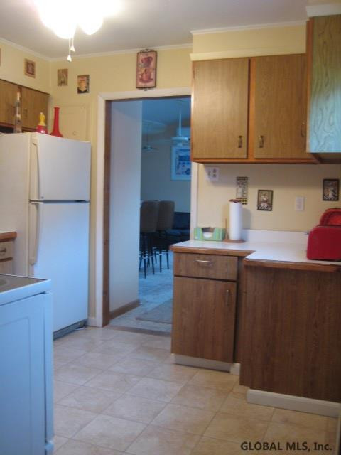 1016 Roberta Road Rotterdam, NY 12303 - Photo 10 of 25 Photo 10