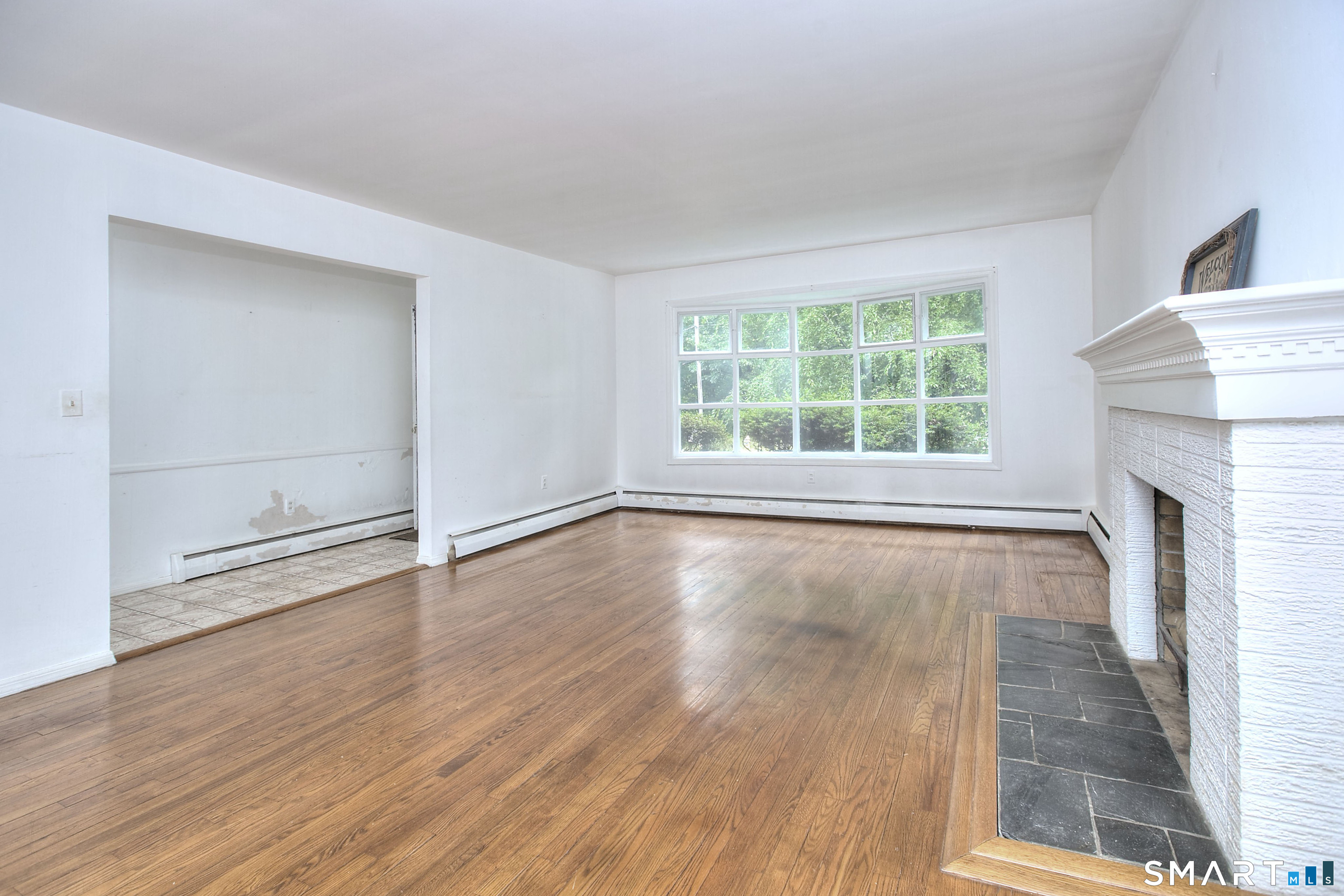 64 Russ Road Trumbull, CT 06611 - Photo 5 of 40