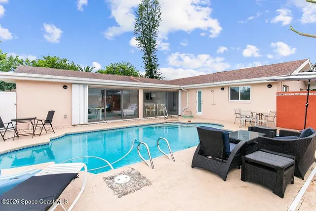 $3,775 | 302 West Osceola Lane, Cocoa Beach, FL 32931