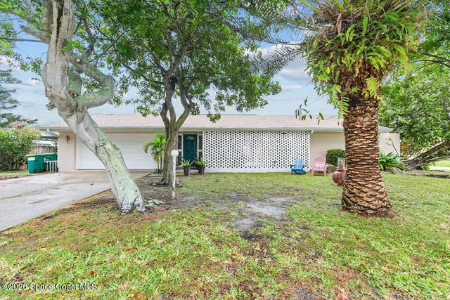 $3,775 | 302 West Osceola Lane, Cocoa Beach, FL 32931