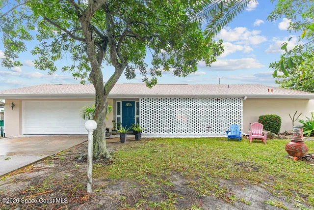 $3,775 | 302 West Osceola Lane, Cocoa Beach, FL 32931