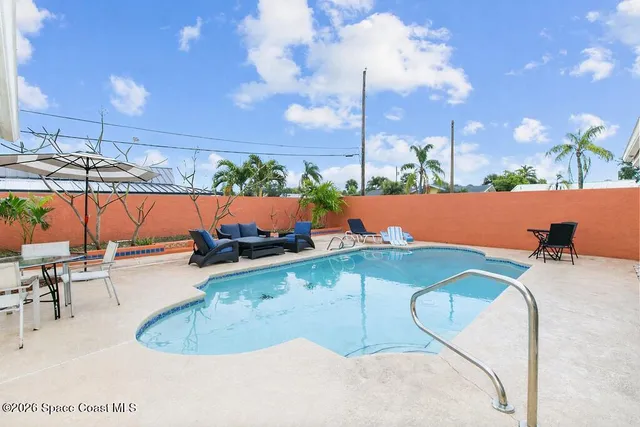 $3,775 | 302 West Osceola Lane, Cocoa Beach, FL 32931