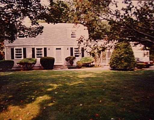3 Ridgewood Road Barrington, RI 02806 - Photo 1 of 1 Exterior Front.
