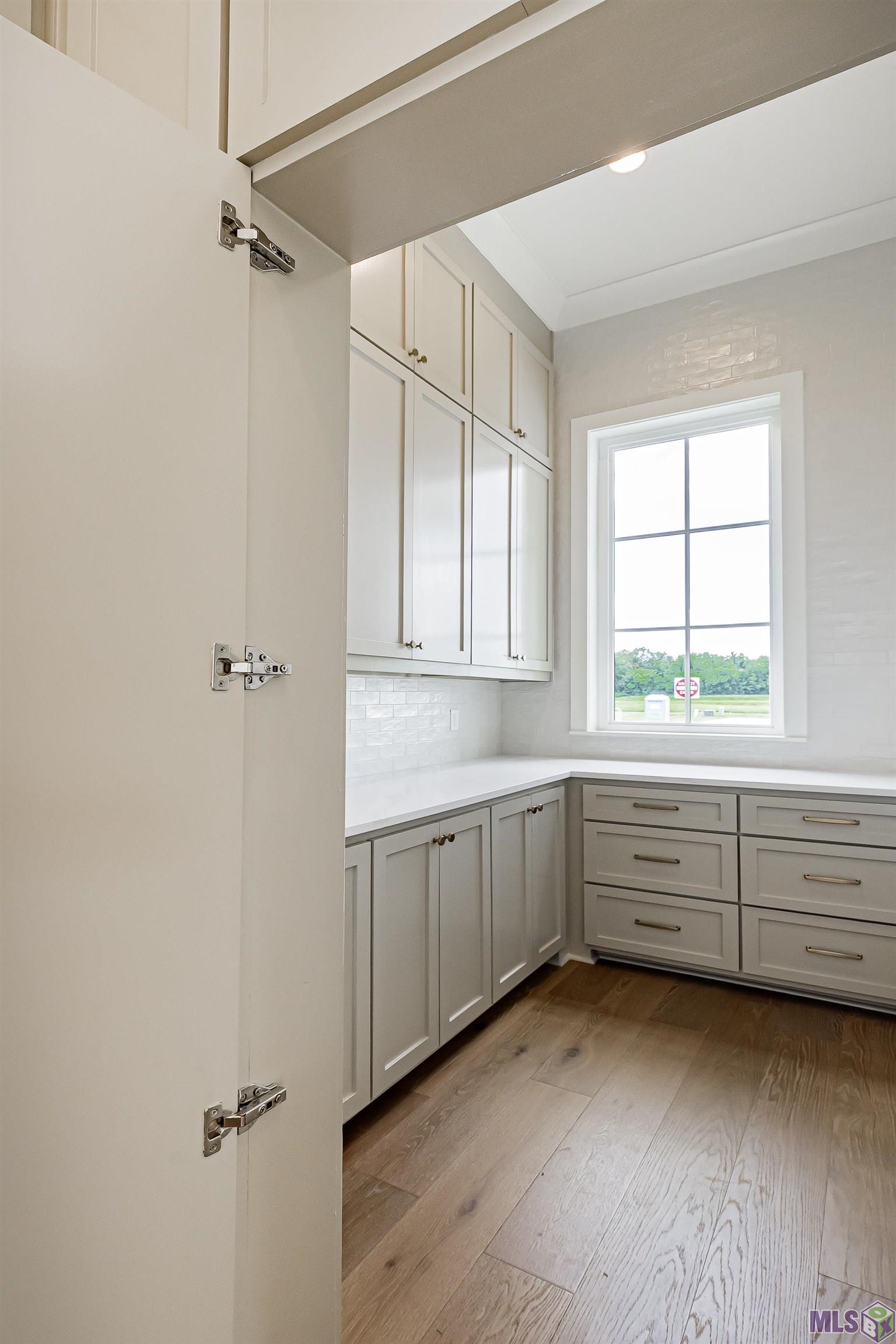 15725 Jack Street Baton Rouge, LA 70817 - Photo 25 of 54 Walk in Pantry