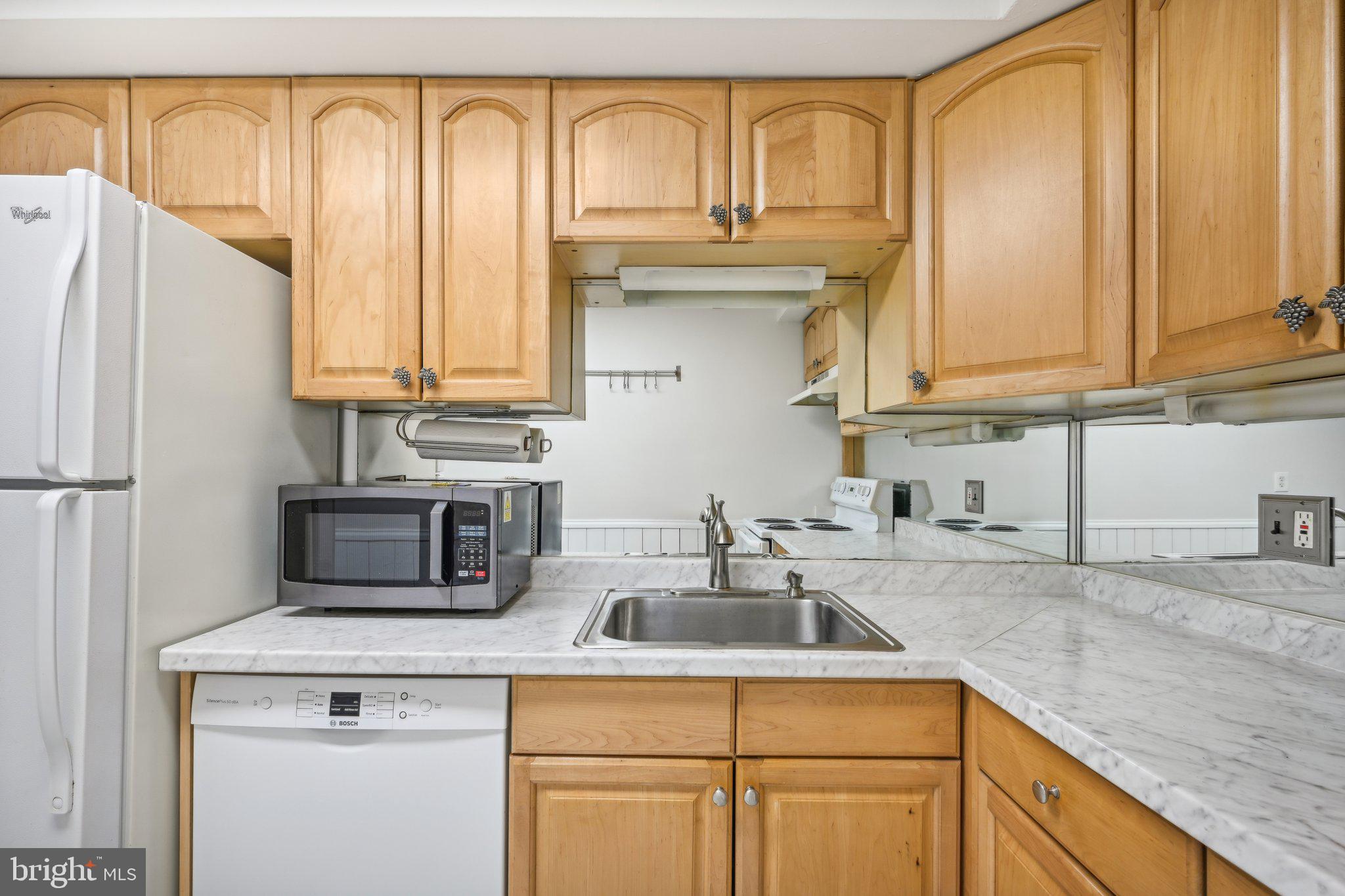 207 Walnut Hill Road, Unit D12 West Chester, PA 19382 - Photo 17 of 32 Gallery Image 17