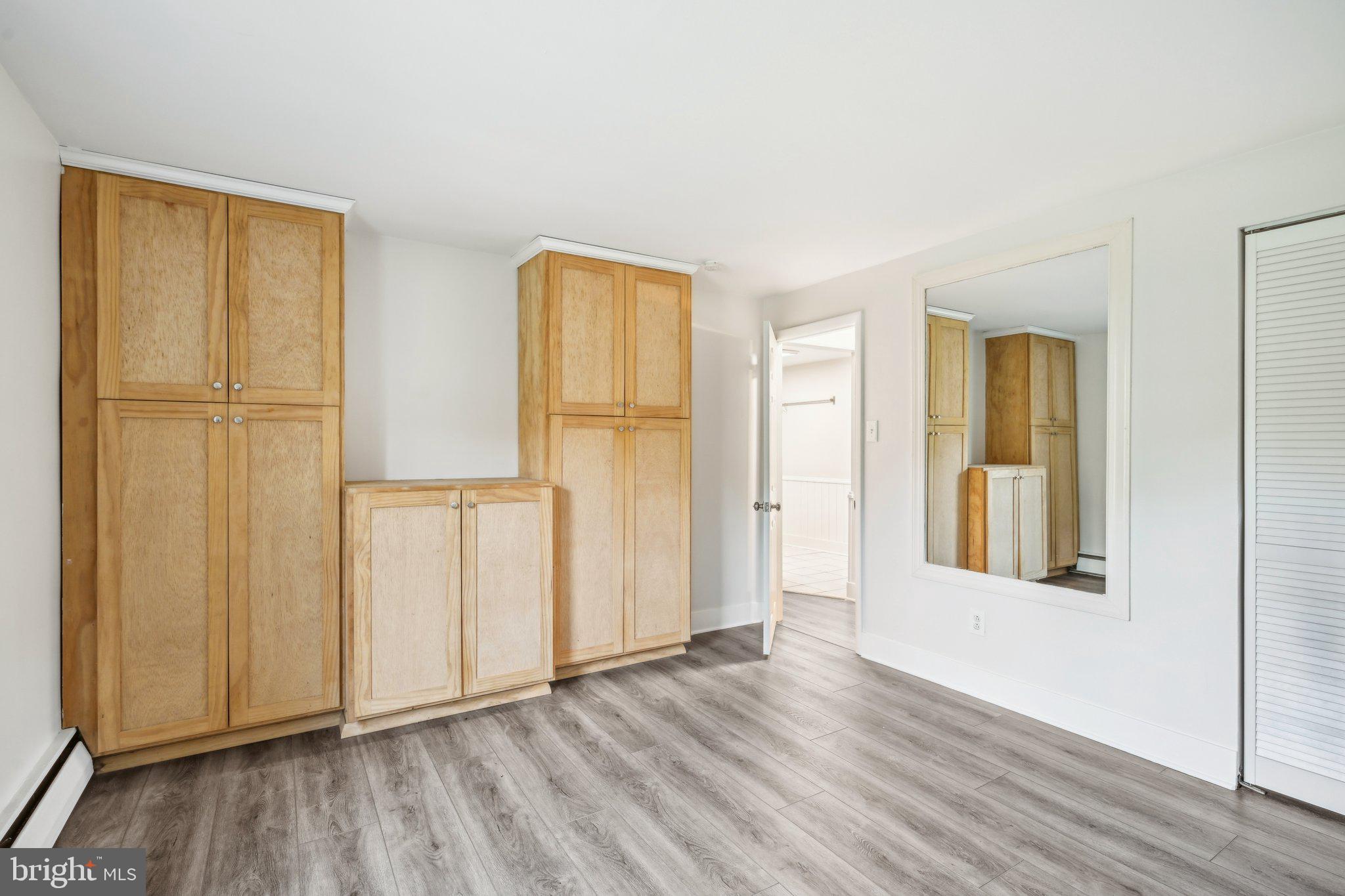 207 Walnut Hill Road, Unit D12 West Chester, PA 19382 - Photo 25 of 32 Bedroom w built in