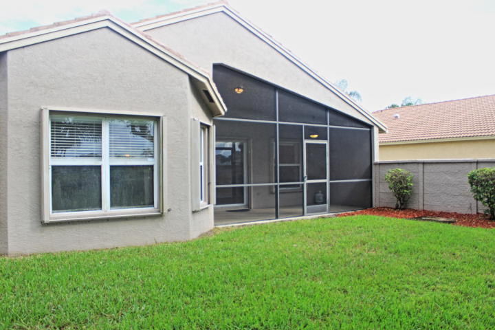12031 Roma Road Boynton Beach, FL 33436 - Photo 12 of 32 SCREENED PATIO