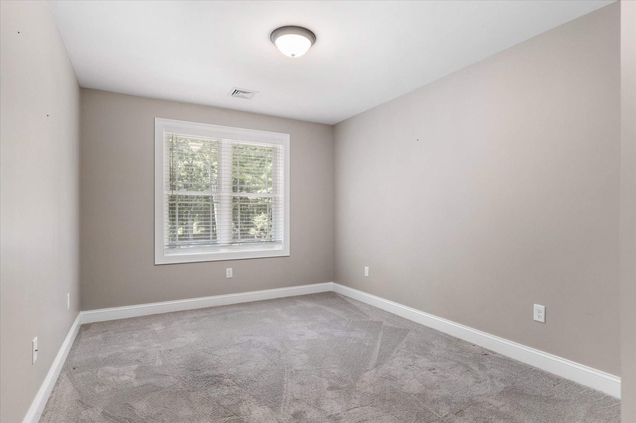 228 Worcester Road, Unit B Westminster, MA 01473 - Photo 31 of 39 Gallery Image 31
