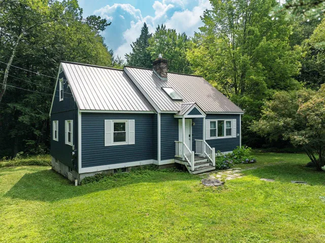 $480,000 | 28 Dover Green Road, West Dover, VT 05356