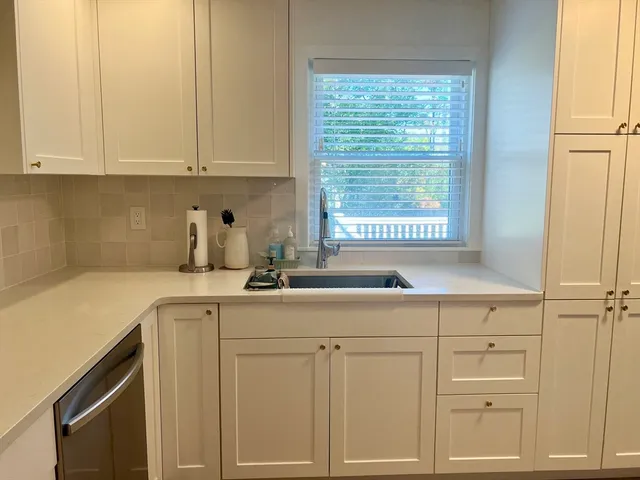 $5,250 | 113 Cambridge Street, Winchester, MA 01890