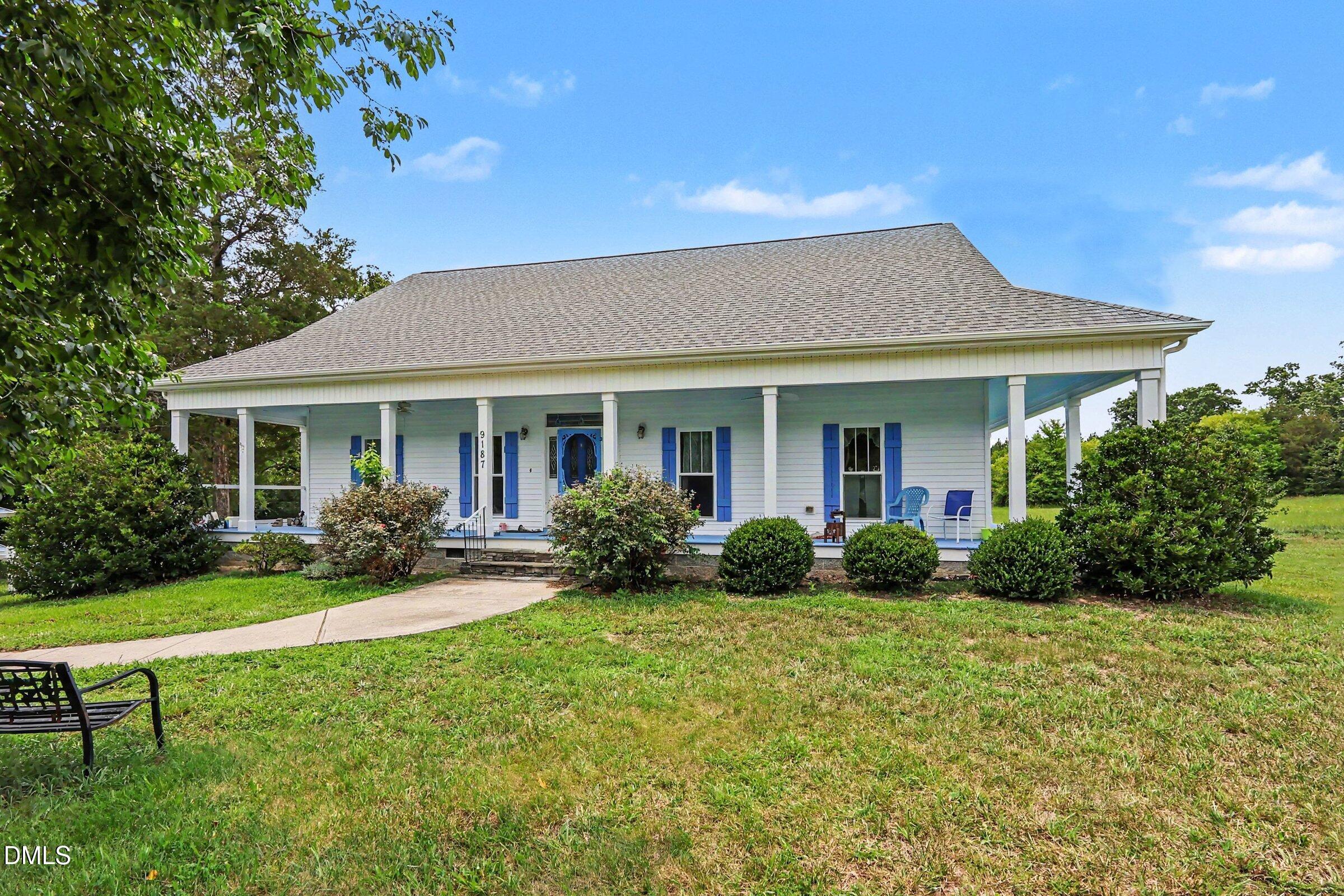 9187 Cornwall Road Oxford, NC 27565 - Photo 4 of 24 006_file_1940