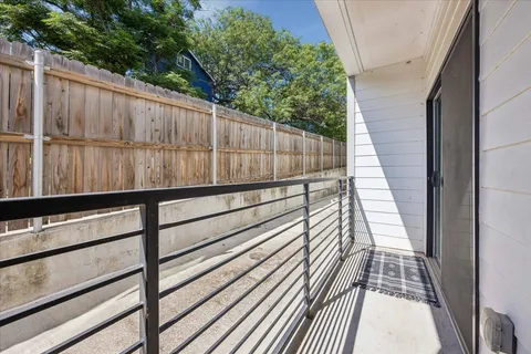 $325,000 | 2220 Webberville Road, Unit 216, Austin, TX 78702