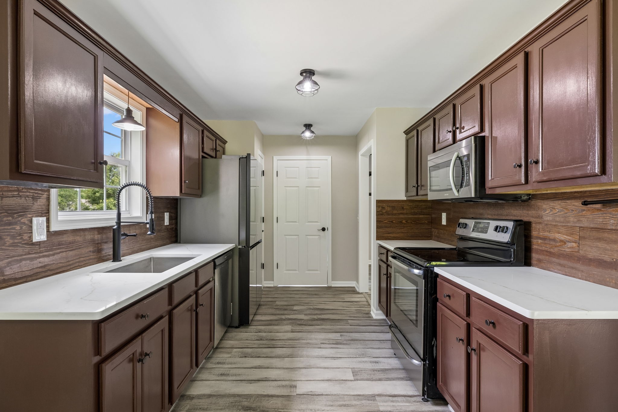 1062 Heatherwood Road Pleasant View, TN 37146 - Photo 11 of 42 Gallery Image 11