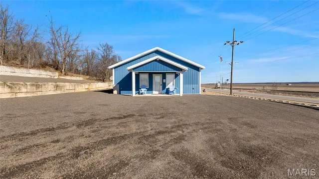 $274,900 | 1187 Highway 79, Winfield, MO 63389