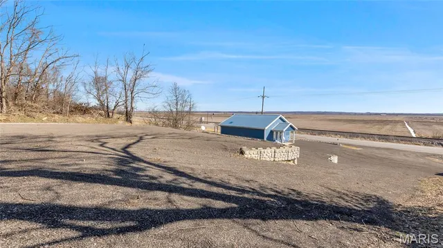 $274,900 | 1187 Highway 79, Winfield, MO 63389