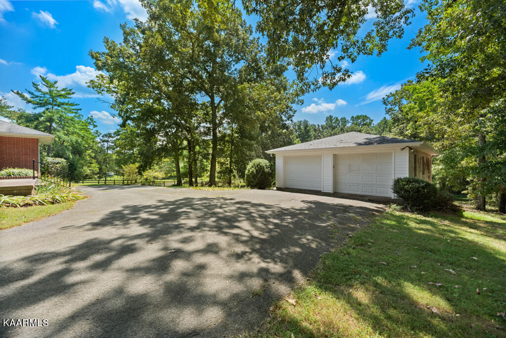 105 Dairy Pond Road Norris, TN 37828 - Photo 3 of 32 DryPnd105 (7)