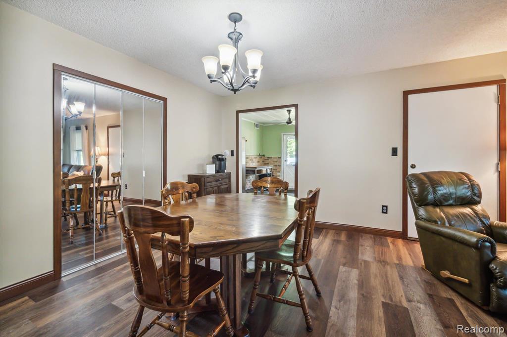 20830 Waltz Road New Boston, MI 48164 - Photo 8 of 23 Gallery Image 8