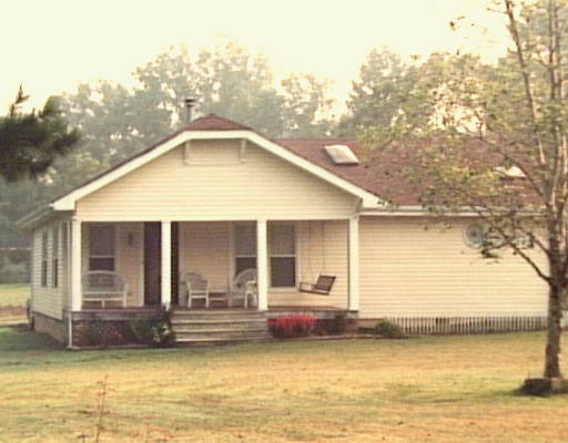 147 Wooten Road Ringgold, GA 30736 - Photo 1 of 1 Primary Photo