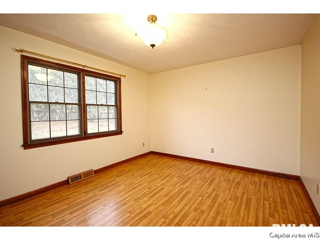 10 Brighton Road Springfield, IL 62702 - Photo 12 of 36
